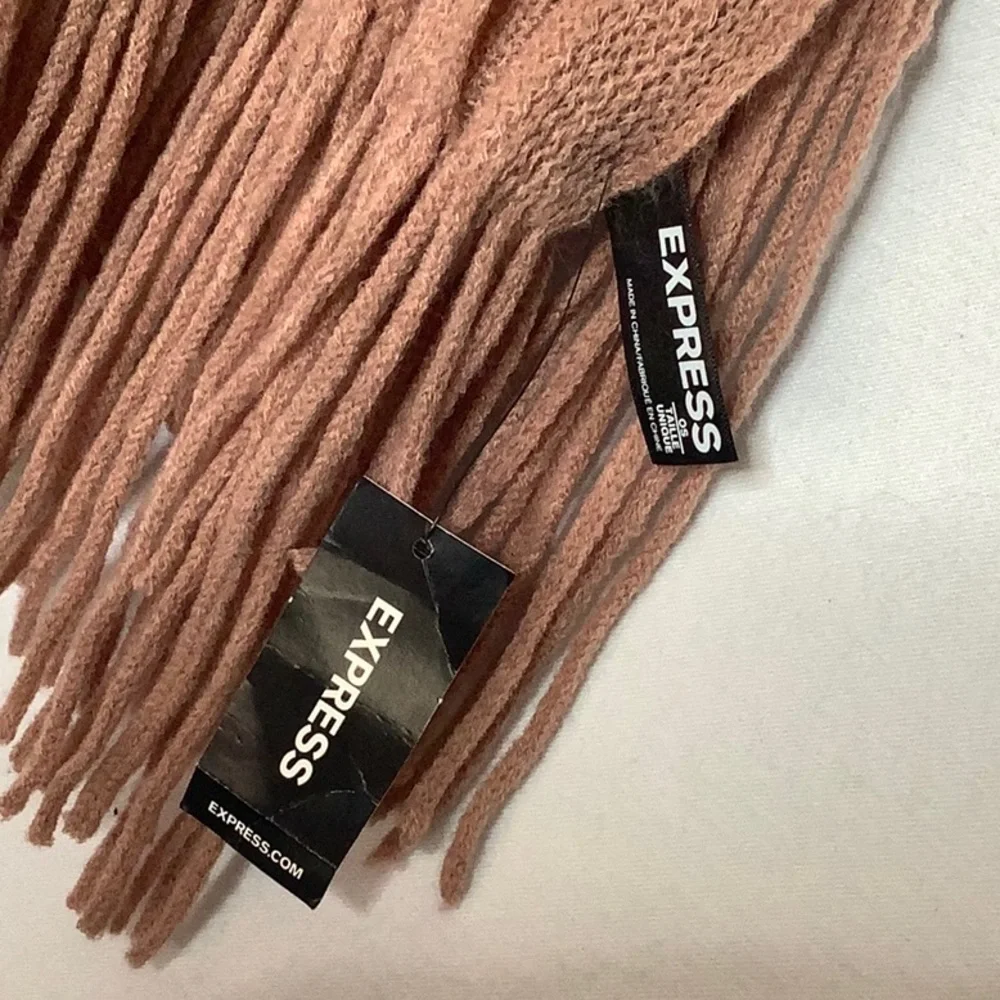 Express chic cozy